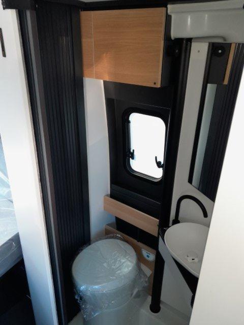 Adria Twin 600 SPB Fourgon - Photo 12