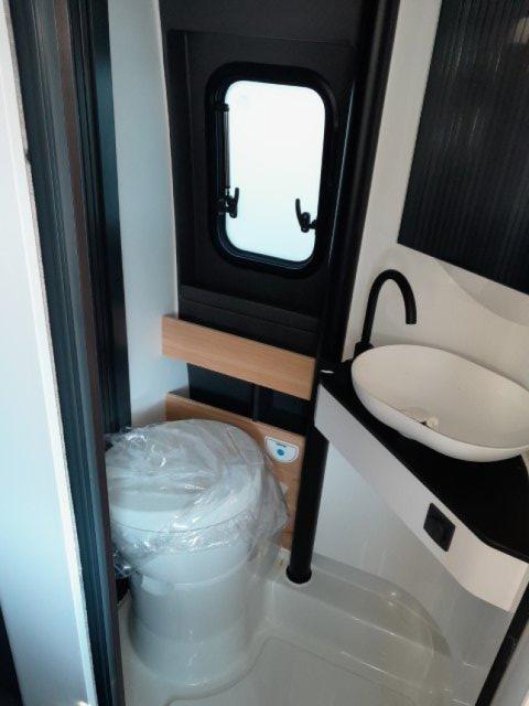 Adria Twin 640 SLB Fourgon - Photo 13