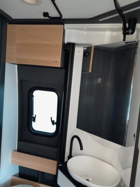 Adria Twin 640 SLB Fourgon - Photo 14