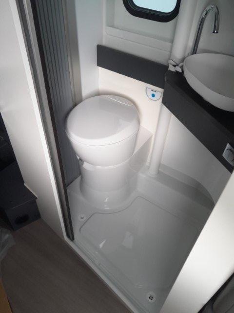 Adria Twin Sports 600 SPB Fourgon - Photo 11
