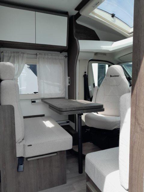 Benimar Tessoro 430 PROFILE LIMITED - Photo 5