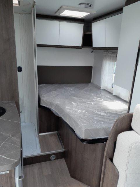 Benimar Tessoro 430 PROFILE LIMITED - Photo 8