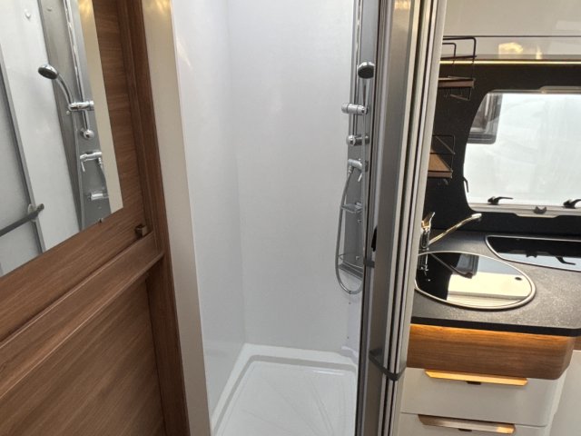 Pilote P 696 C Essentiel - Photo 9