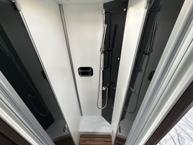Benimar Tessoro 463 Up - Photo 5
