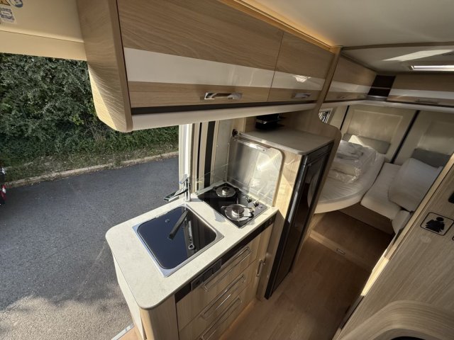 Campereve Magellan 746 LIMITED - Photo 3