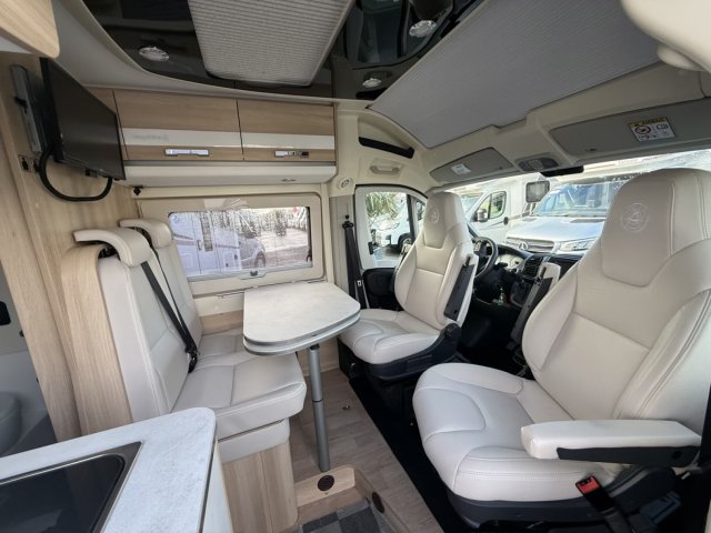 Campereve Magellan 746 LIMITED - Photo 2