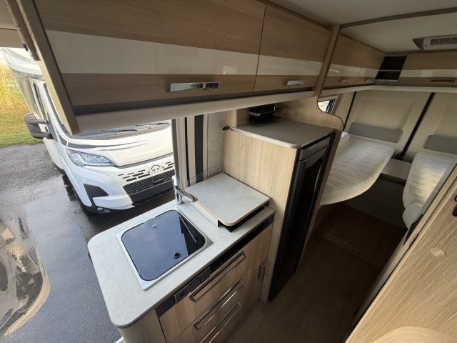 Campereve Magellan 746 LIMITED - Photo 3