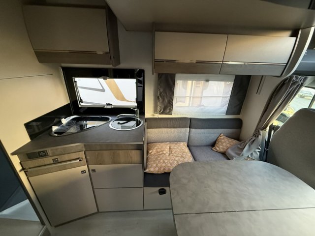 Challenger 348 XLB Graphite Edition - Photo 2