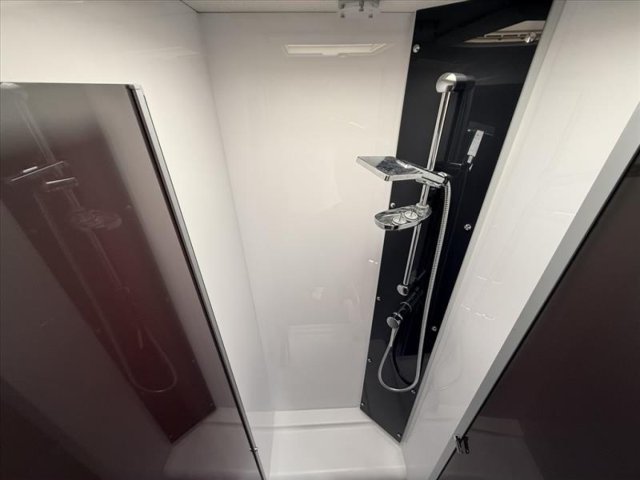 Challenger 380 Start Edition - Photo 5