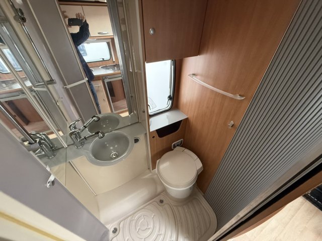 Challenger Genesis 42 - Photo 4