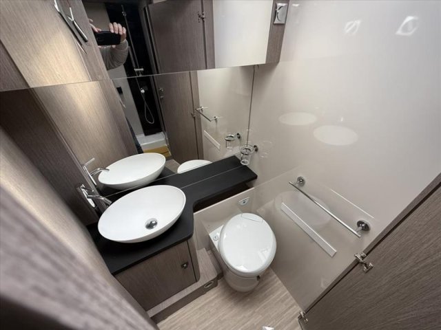 Eden Camp H 745 GLC - Photo 5