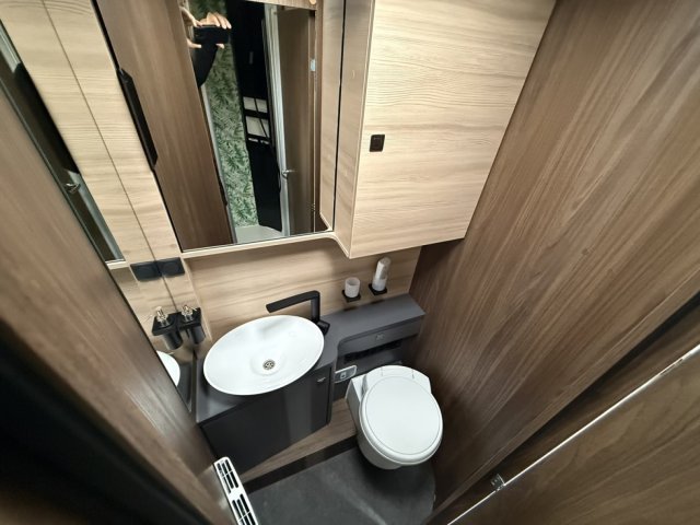 Eura Mobil Intregra Line GT 726 QF INTRA COMFORT - Photo 6