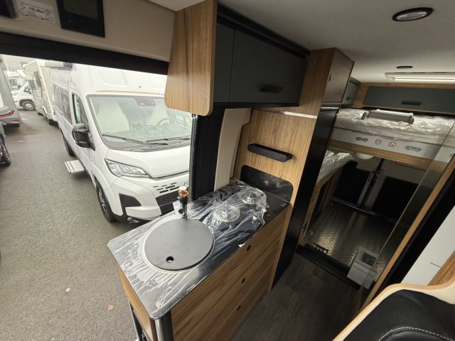 Font Vendome Duo Van LIT GARAGE - Photo 3