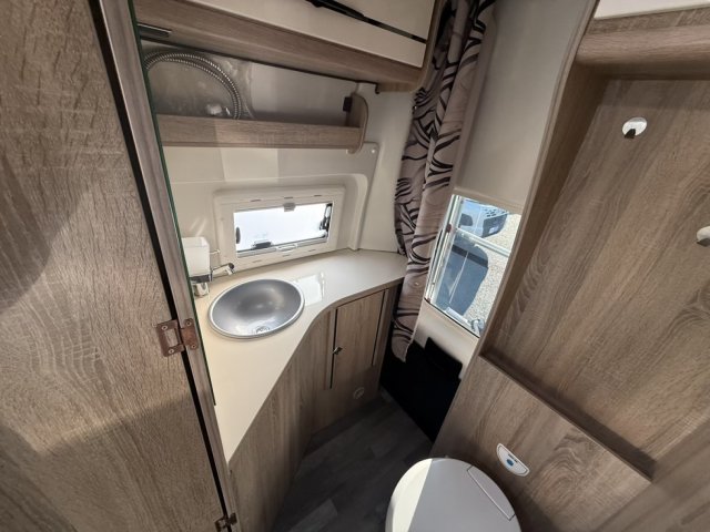 Font Vendome Mondea - Photo 5