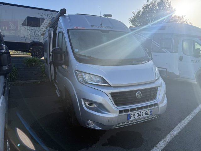 Font Vendome Rando Camp Occasion