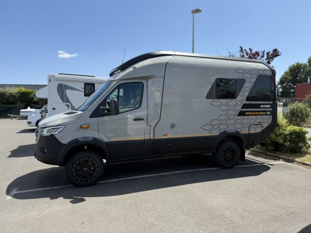 Hymer Venture S - Photo 2