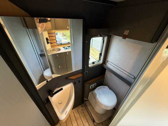 Hymer Venture S - Photo 8