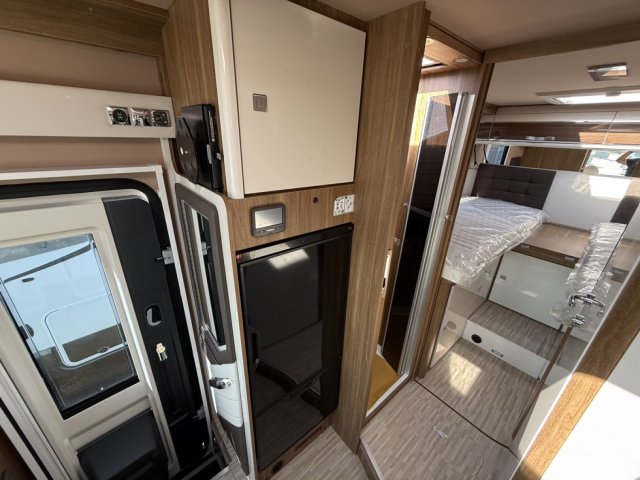 Mobilvetta K-Yacht Tekno Line 86 - Photo 4