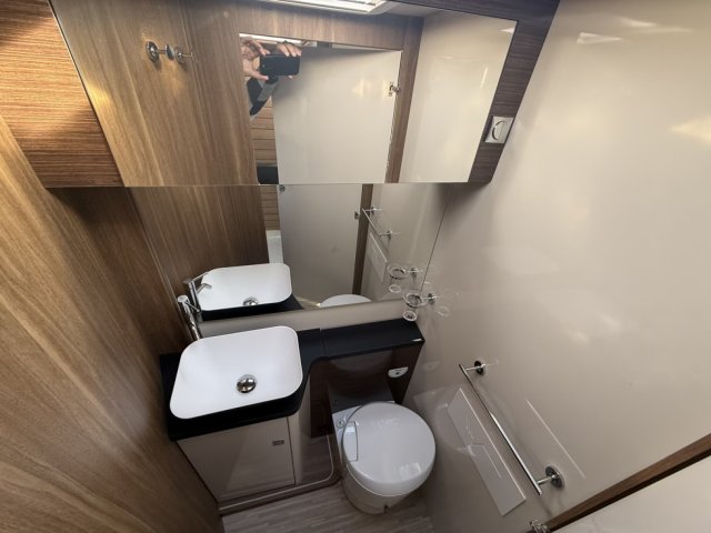 Mobilvetta K-Yacht Tekno Line 86 - Photo 4