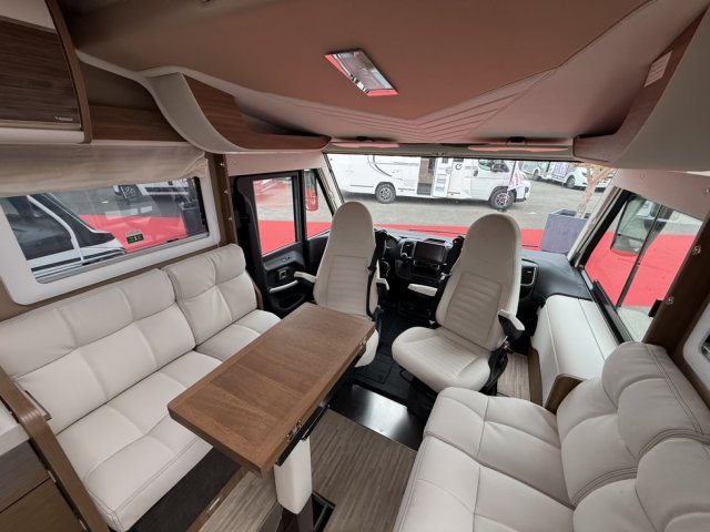Mobilvetta K-Yacht Tekno Line 90 - Photo 2