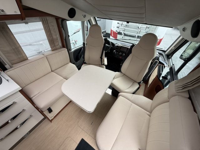 Mobilvetta K-Yacht Tekno Line 90 - Photo 2