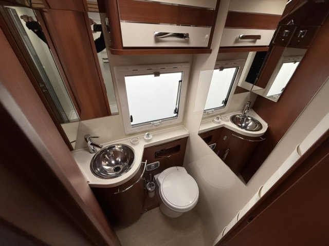 Mobilvetta K-Yacht Tekno Line 90 - Photo 6