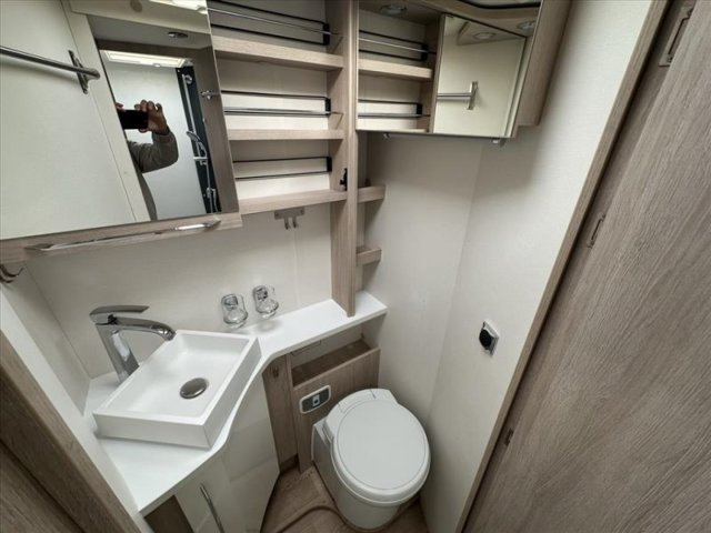 Rapido 8096 DF - Photo 6