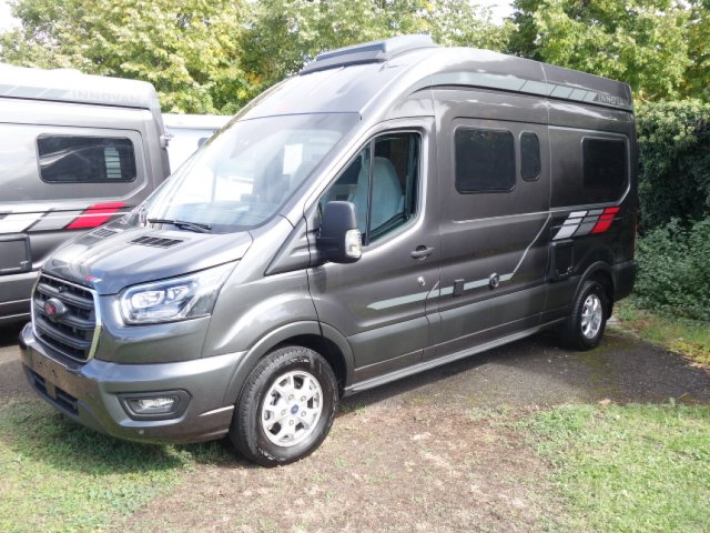 LMC Innovan 590 - Photo 1