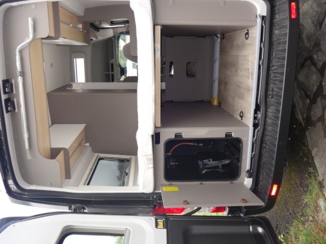 LMC Innovan 590 - Photo 3