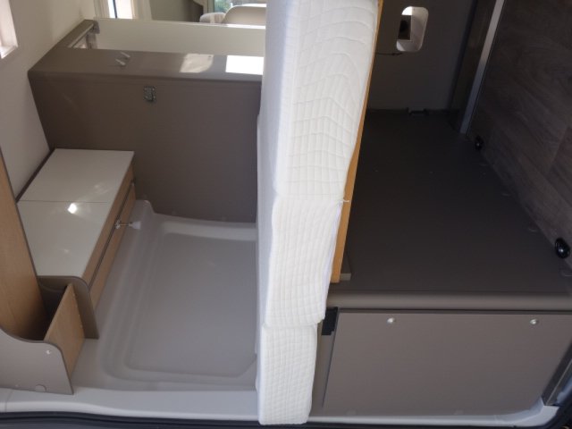 LMC Innovan 590 - Photo 14