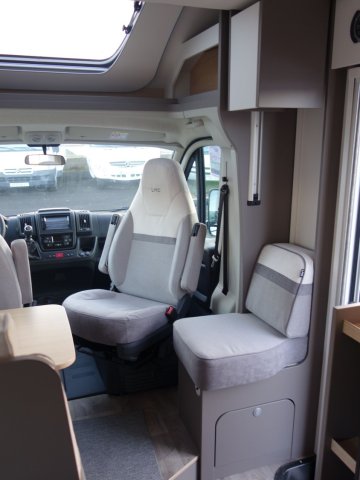 LMC Tourer Lift H 660 G - Photo 48