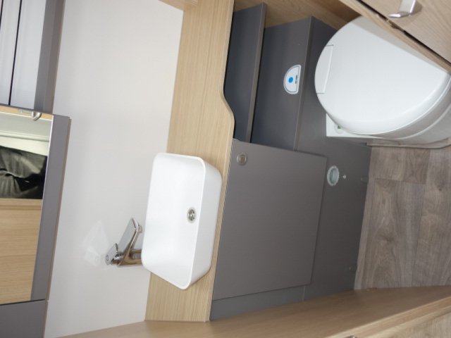 LMC Tourer Lift H 720 - Photo 14
