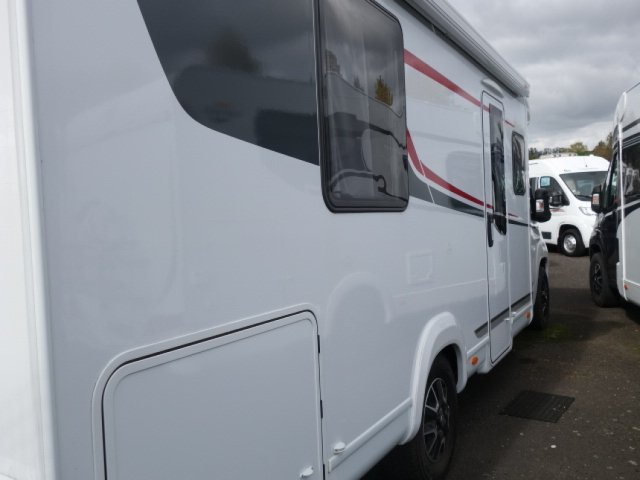 LMC Tourer T 720 - Photo 2