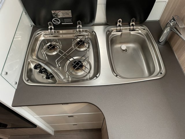 Burstner Camping-Car I 690 Classic - Photo 4