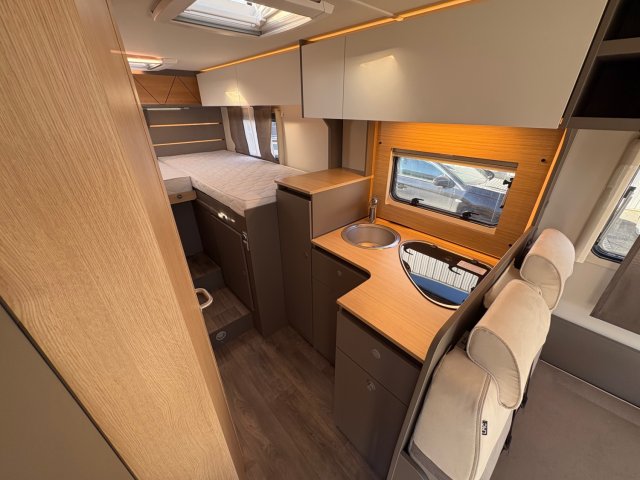 LMC Tourer Lift H 664 664G - Photo 6