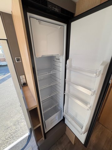 LMC Tourer Lift H 664 664G - Photo 12