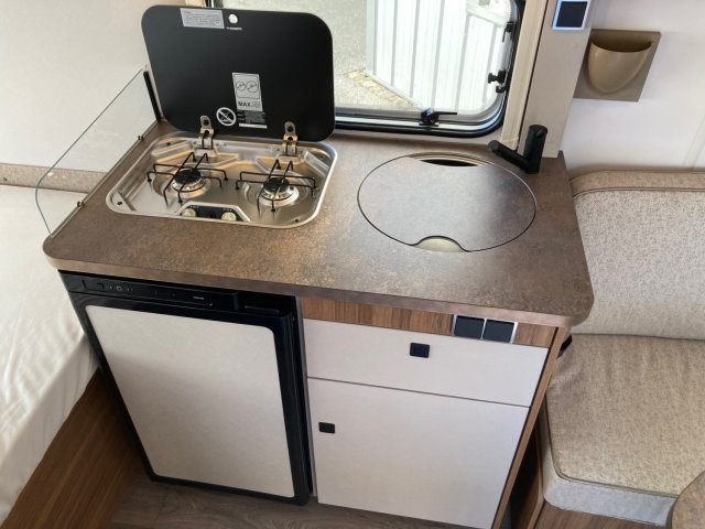 Eriba Touring 310 - Photo 4