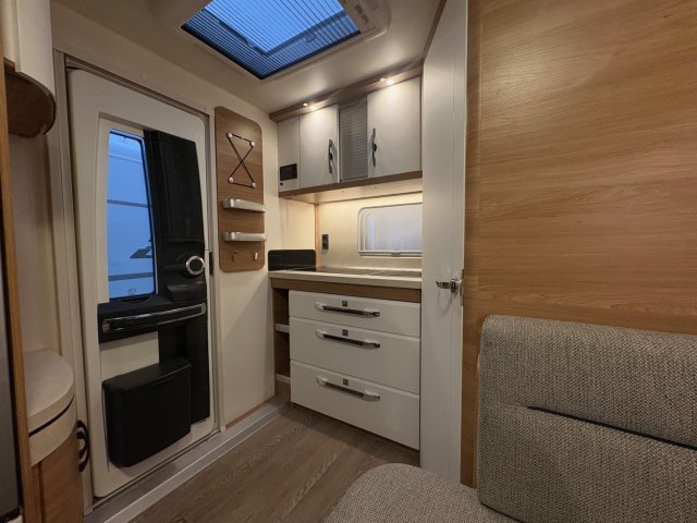 Hobby De Luxe 460 SFF DELUXE - Photo 2