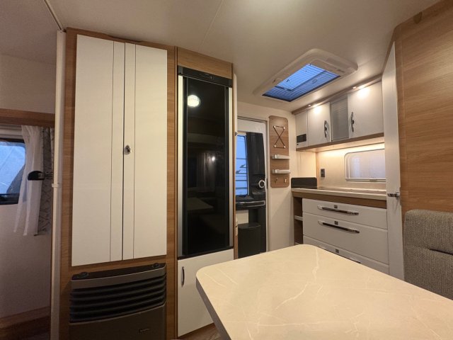 Hobby De Luxe 460 SFF DELUXE - Photo 5