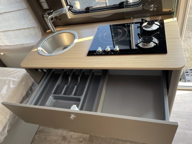 LMC Vivero 450 - Photo 7