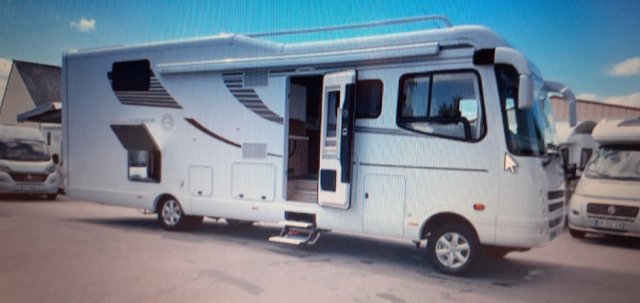 Le Voyageur Liner RMB 924 QD CAR - Photo 1