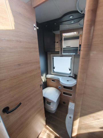 Knaus Live Wave 700 MEG Platinum Selection - Photo 11