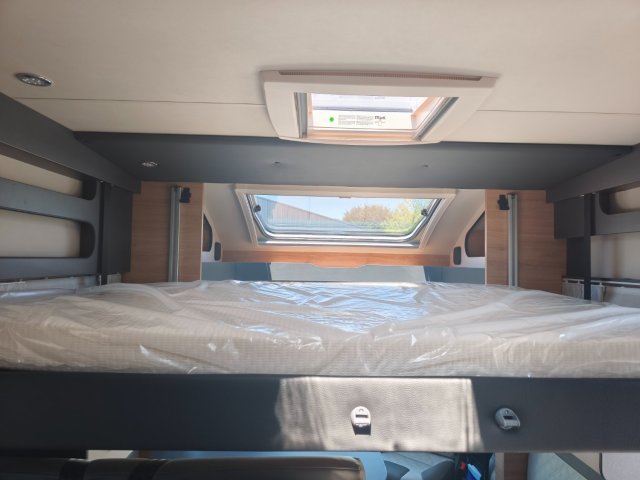 Knaus Live Wave 700 MEG Platinum Selection - Photo 17