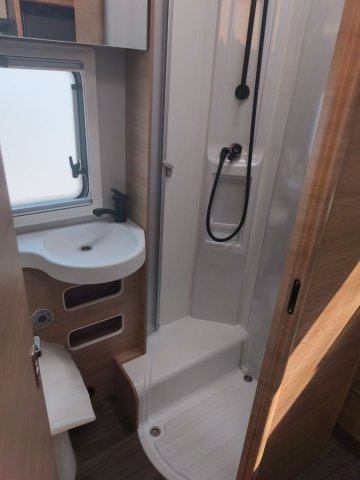 Knaus Live Wave 700 MEG Platinum Selection - Photo 15