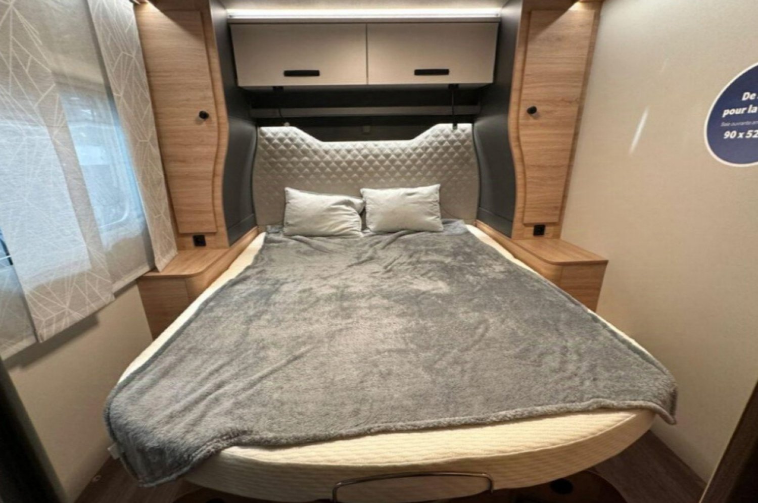 Knaus Live Wave 700 LX Platinum Selection 