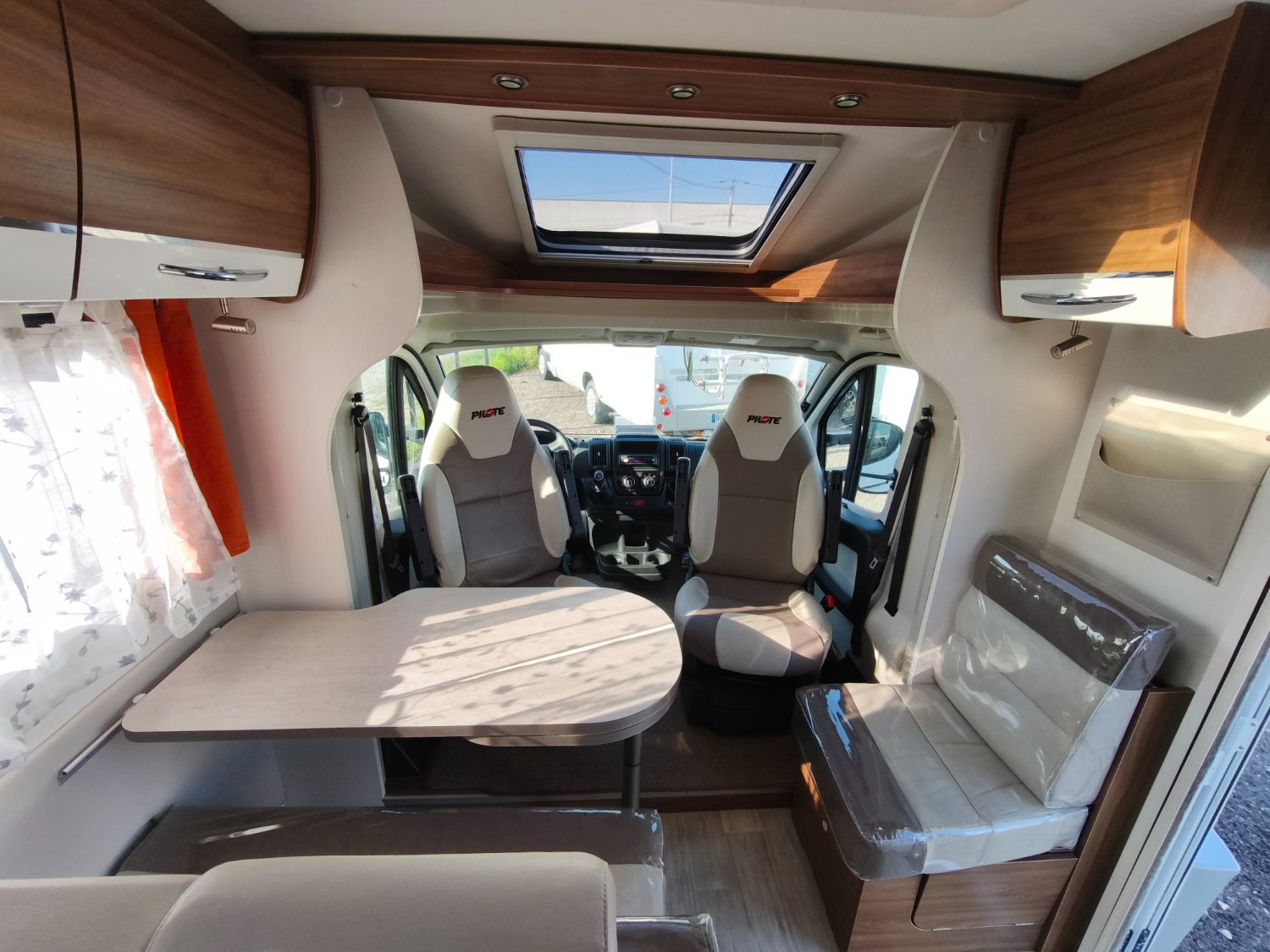 Pilote P 700 C Essentiel 