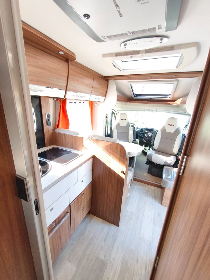 Pilote P 700 C Essentiel 