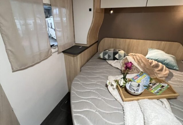 Challenger 318 Anniversary Edition - Photo 12