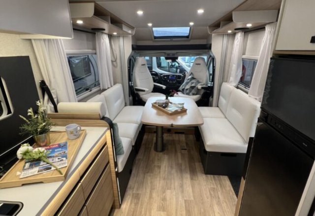 Pilote P 696 D Evidence - Photo 6