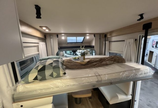 Pilote P 696 D Evidence - Photo 16